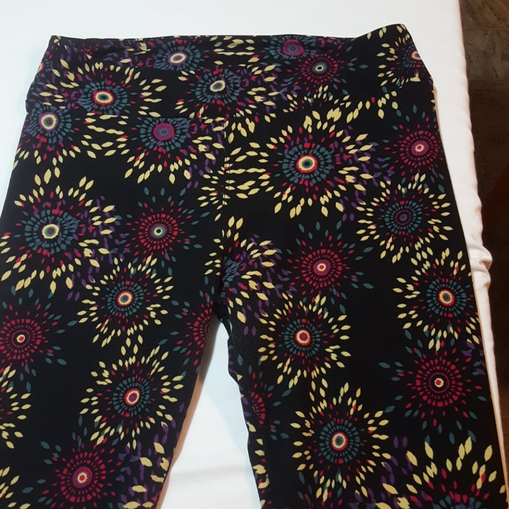 Women's lularoe leggings